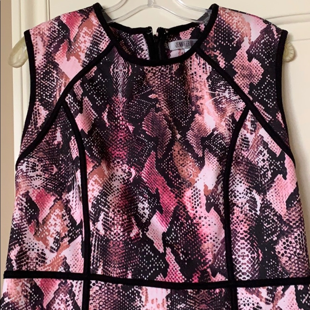 Dress - Picture 3 of 7